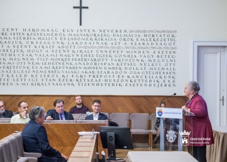 Településképi Arculati Kézikönyv - szakmai képeskönyv a város építészetéről